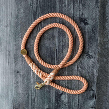 Load image into Gallery viewer, Rope Leash - Feelin' Peachy